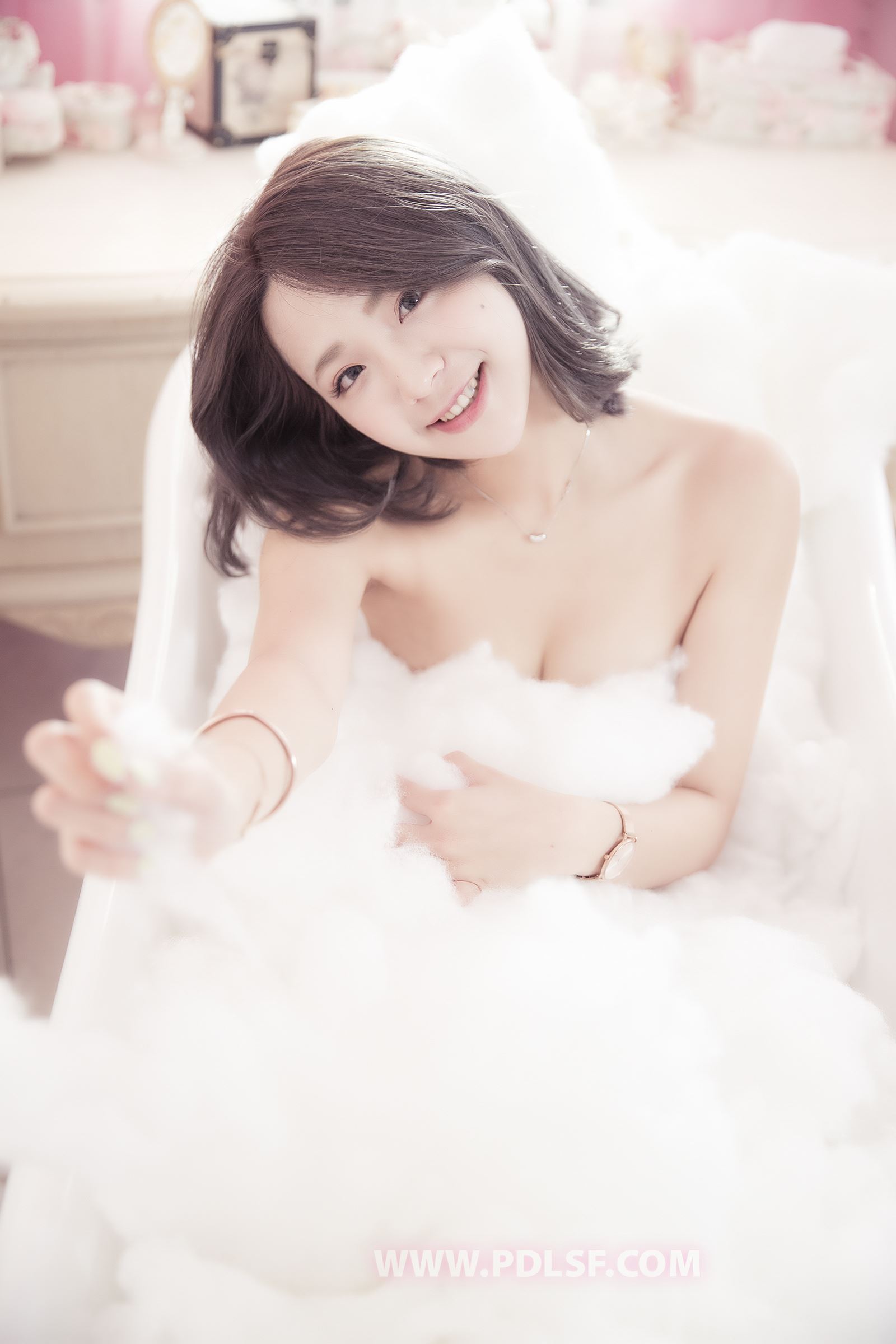 PDL潘多拉  2020.07.24 NO.301 冷眼看花尽是悲